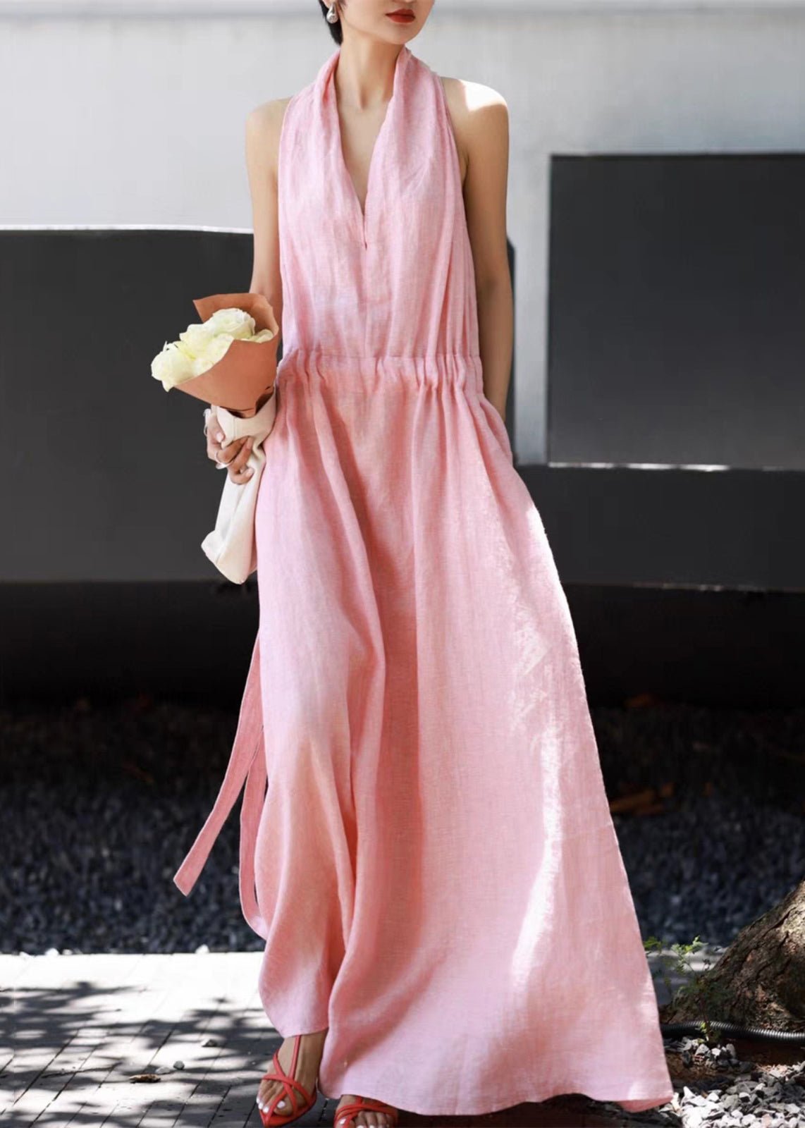 Beautifully Crafted Dress in a Classic Style