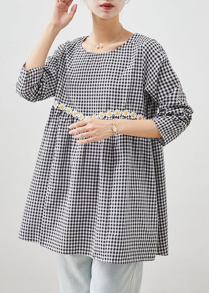 Elegantly Styled Blouse for Everyday Wear