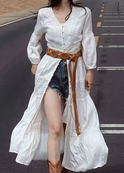 Well Tailored Blouse with a Graceful Silhouette
