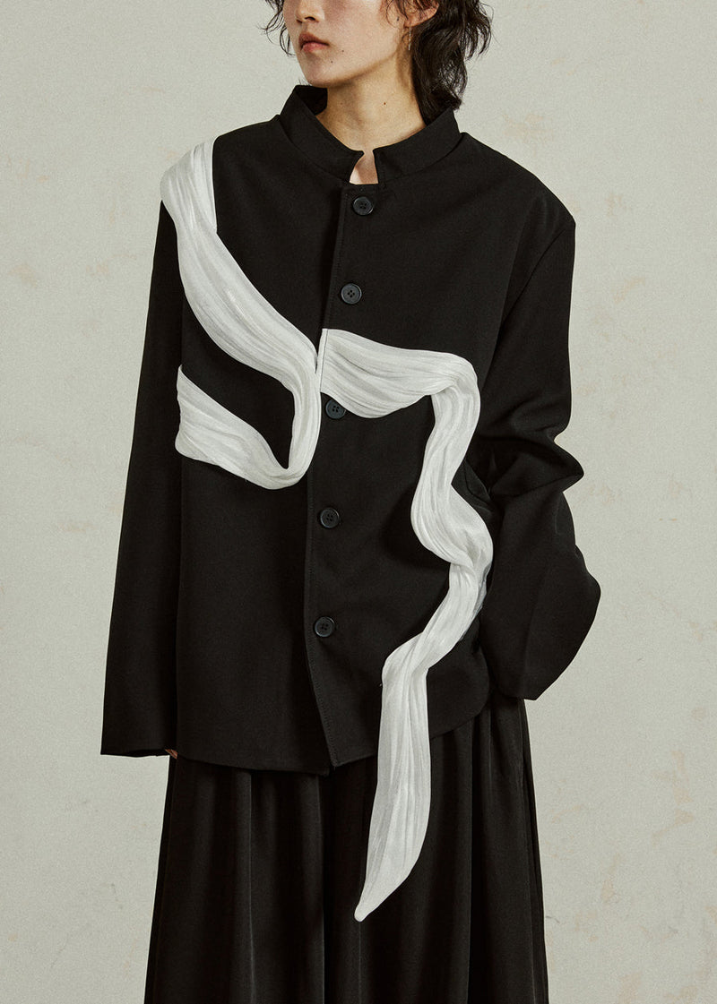 Effortlessly Elegant Coat with a Timeless Design