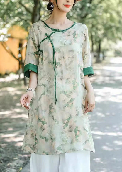 Polished Blouse with an Effortless Classic Look