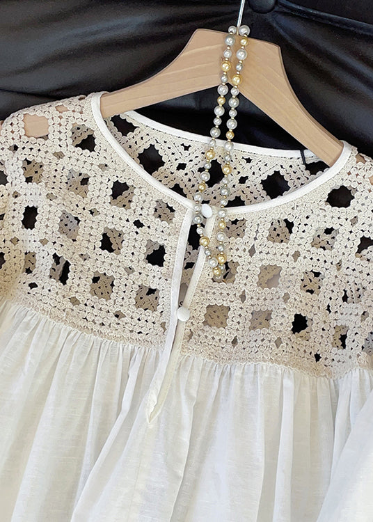 Sophisticated Blouse with a Clean Classic Look
