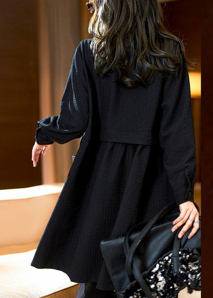 Beautifully Finished Coat in a Timeless Design