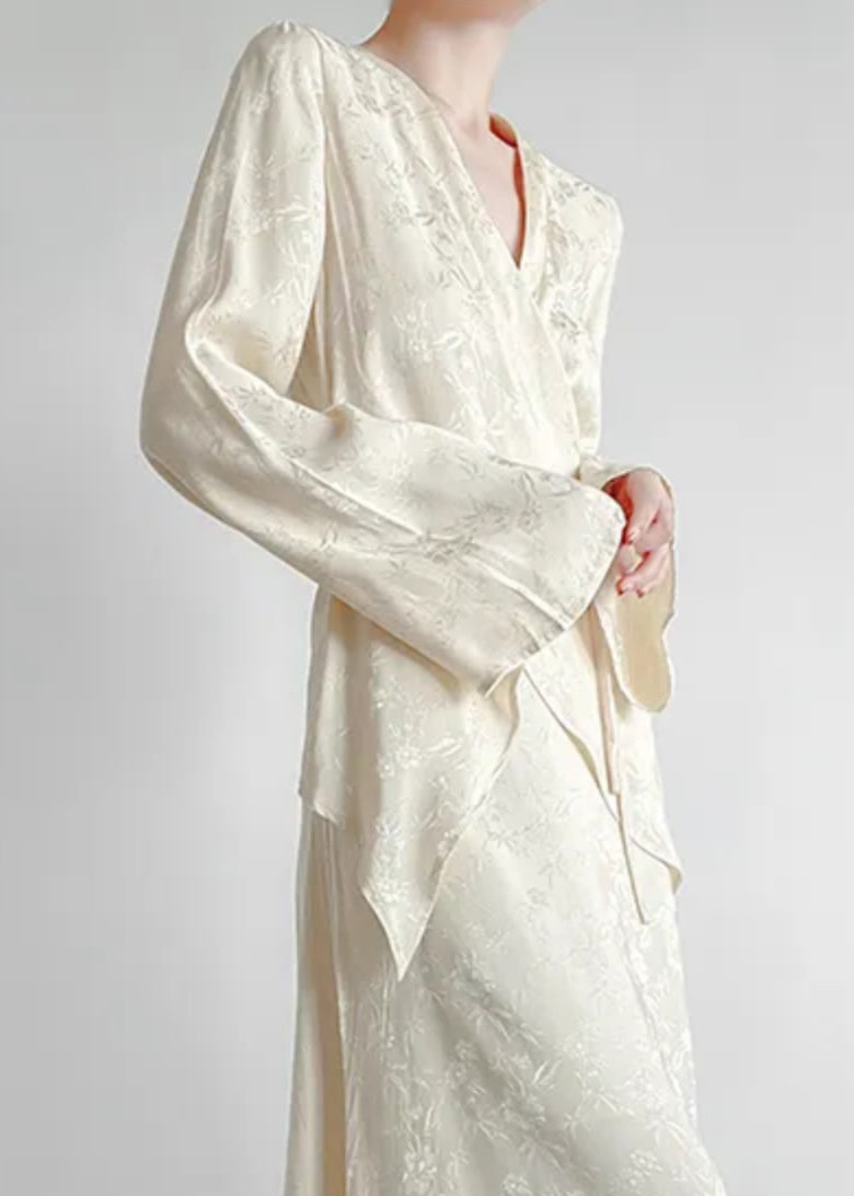Well Tailored Shirt with a Graceful Silhouette
