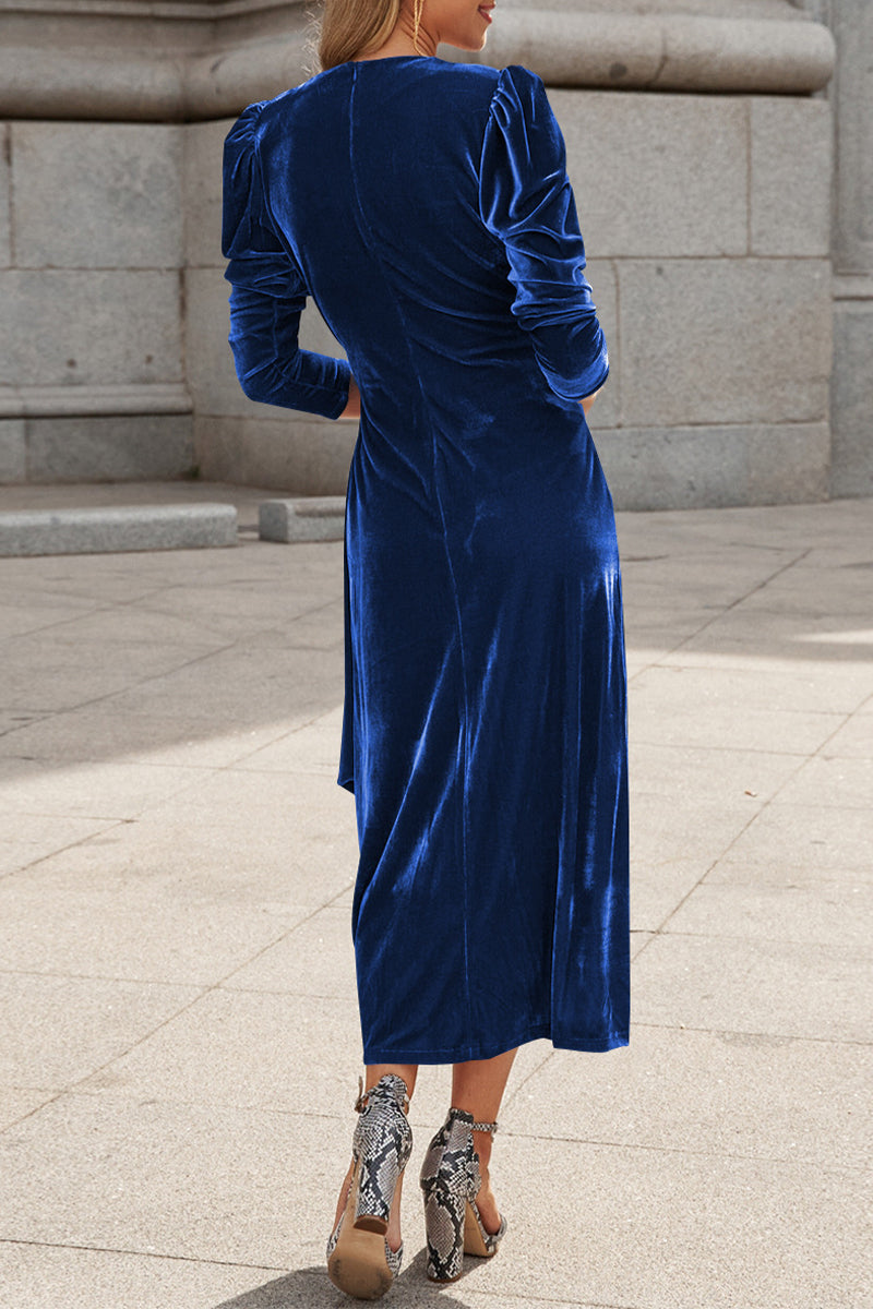 Sophisticated Dress with a Clean Classic Look