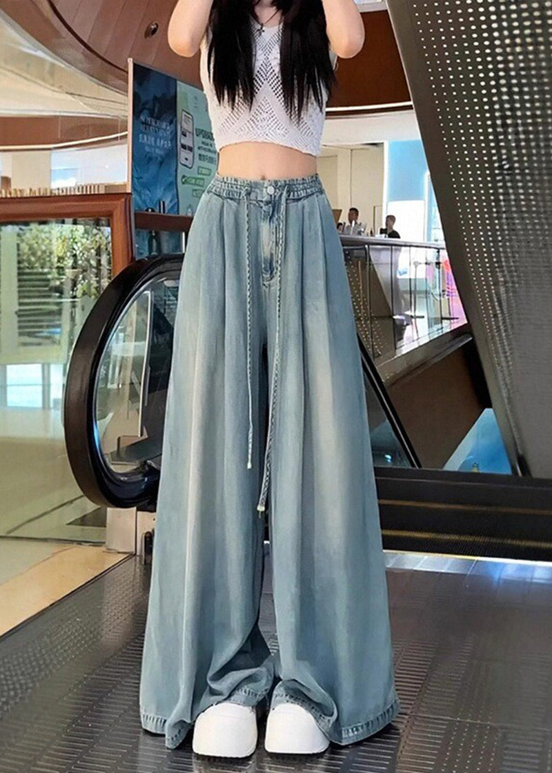 Sophisticated Pants with a Clean Classic Look