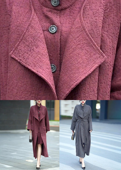 Well Tailored Coat with a Graceful Silhouette