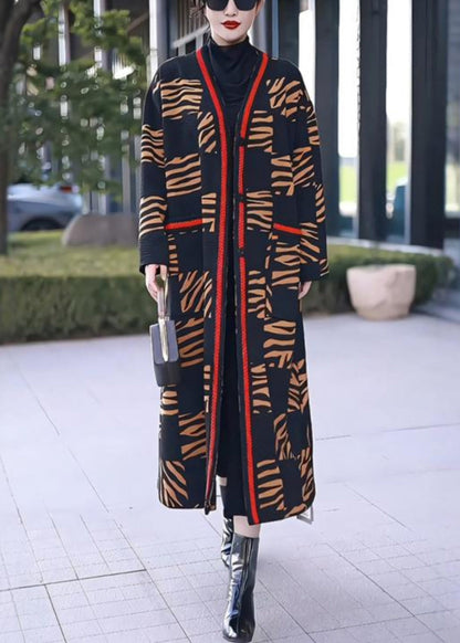 Gracefully Styled Coat for Any Occasion
