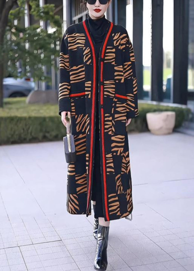 Gracefully Styled Coat for Any Occasion