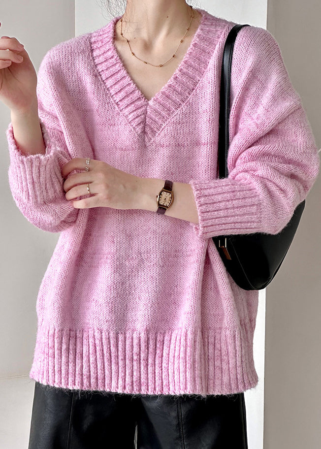 Effortlessly Elegant Sweater with a Timeless Design