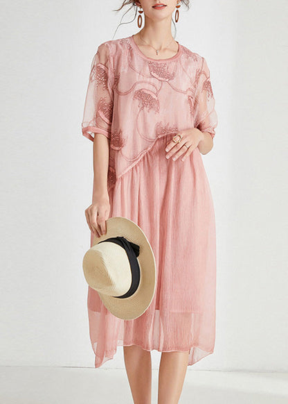Beautifully Finished Dress in a Timeless Design