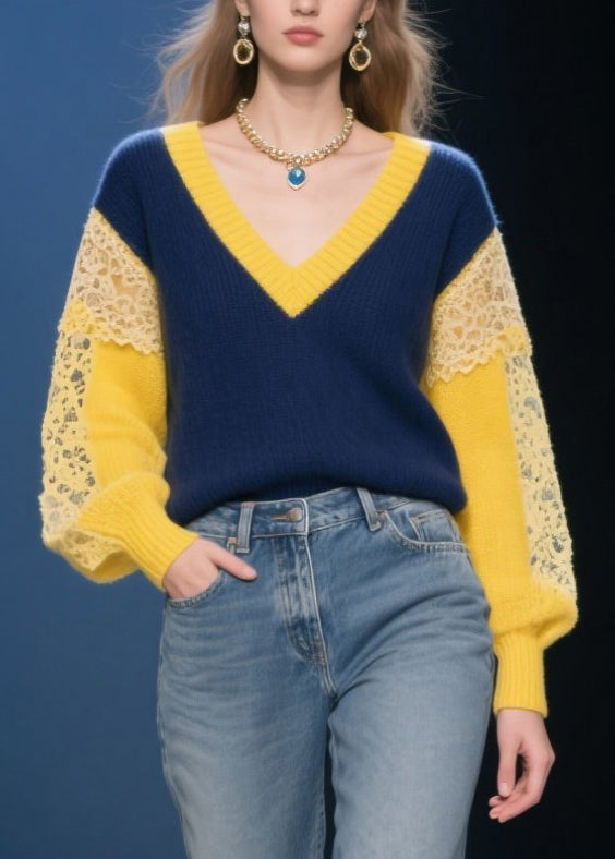 Classic Vintage Sweater with a Flattering Fit