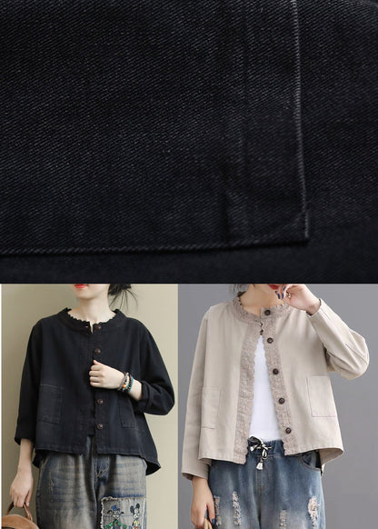Gracefully Styled Coat for Any Occasion