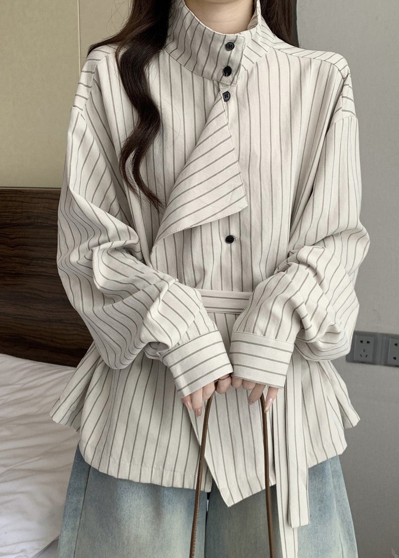 Beautifully Finished Coat in a Timeless Design