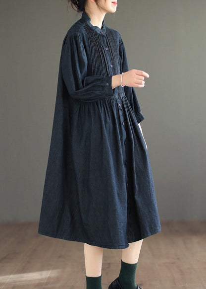 Classic Vintage Blouse with a Flattering Fit
