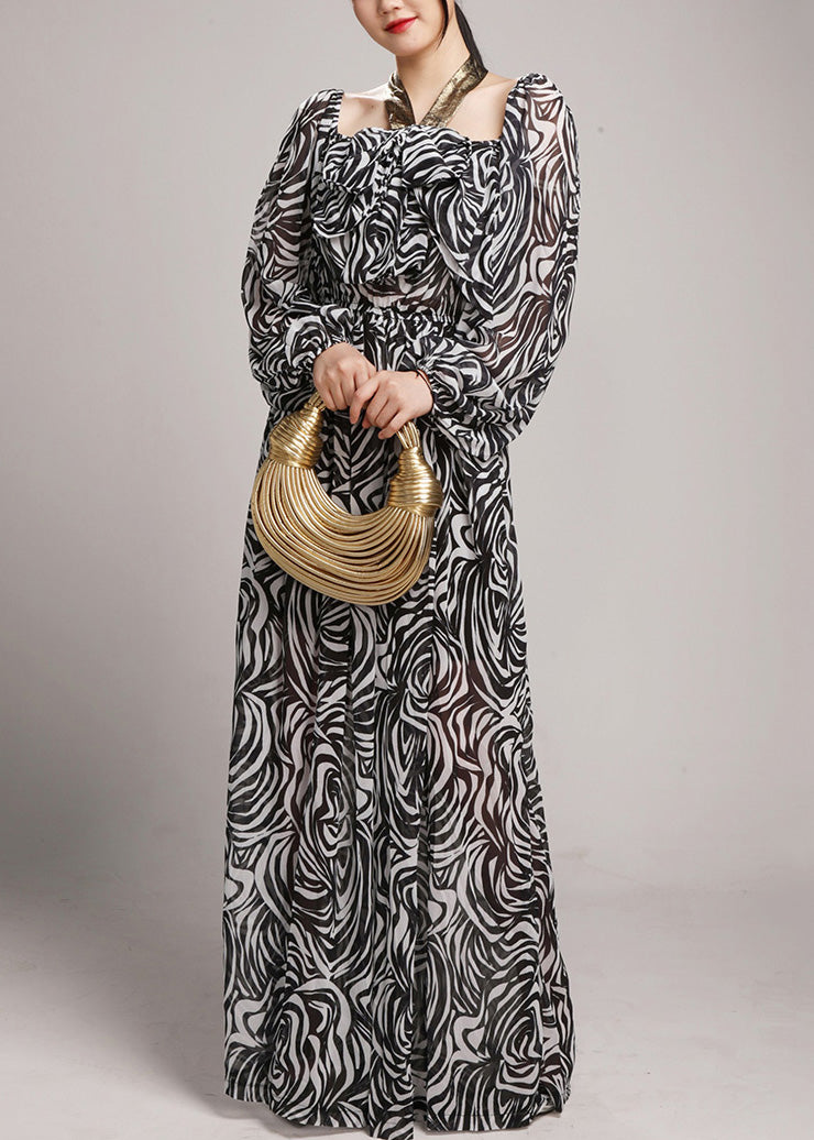 Sophisticated Garment with a Clean Classic Look