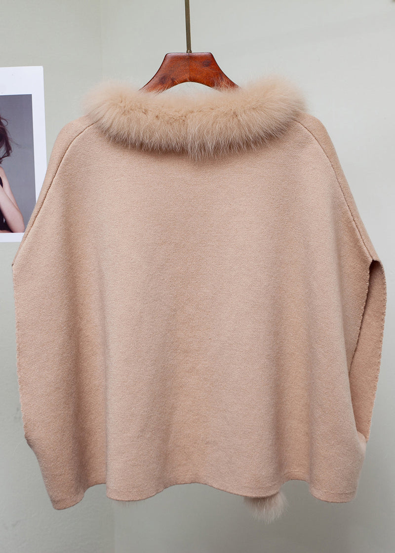 Well Tailored Coat with a Graceful Silhouette