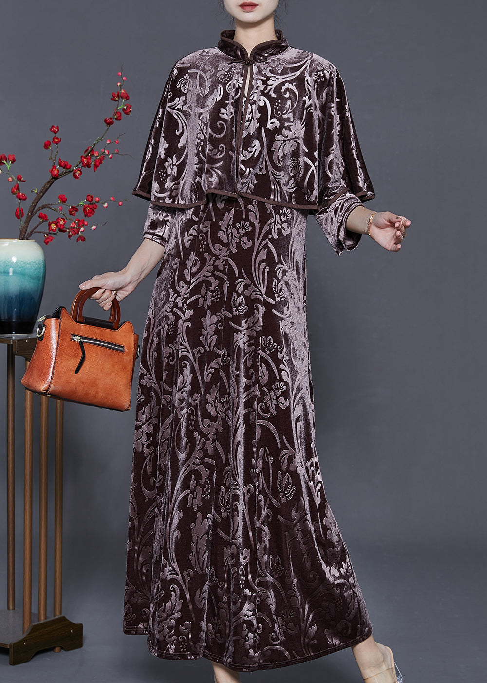 Classic Vintage Dress with a Flattering Fit