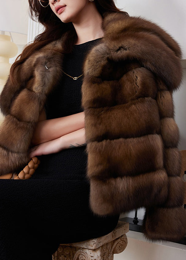 Effortlessly Elegant Coat with a Timeless Design