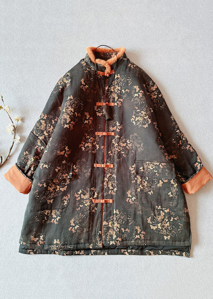 Elegantly Styled Coat for Everyday Wear