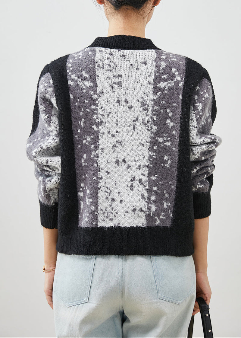 Polished Sweater with an Effortless Classic Look