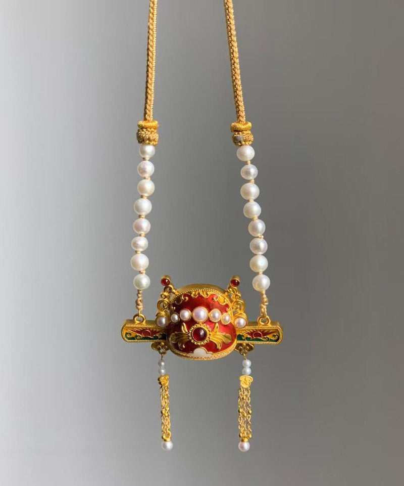 Elegant Gold Necklace for Every Occasion