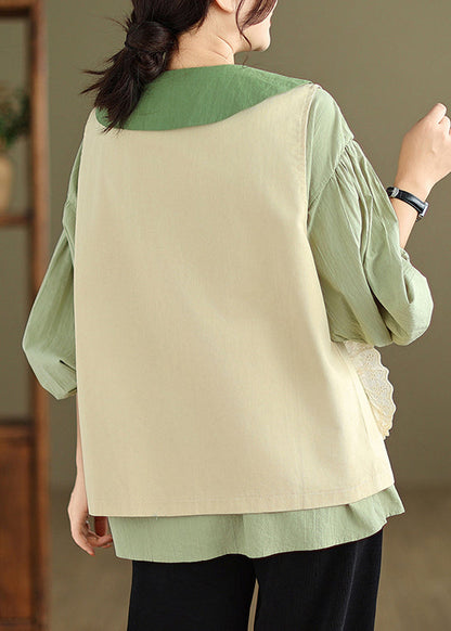 Sophisticated Blouse with a Clean Classic Look