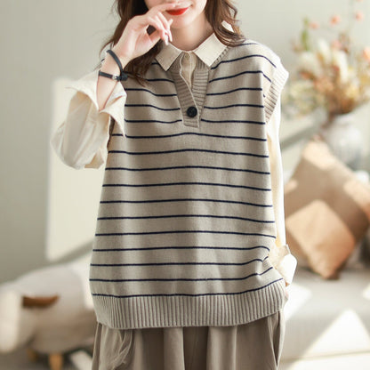 Effortlessly Elegant Garment with a Timeless Design