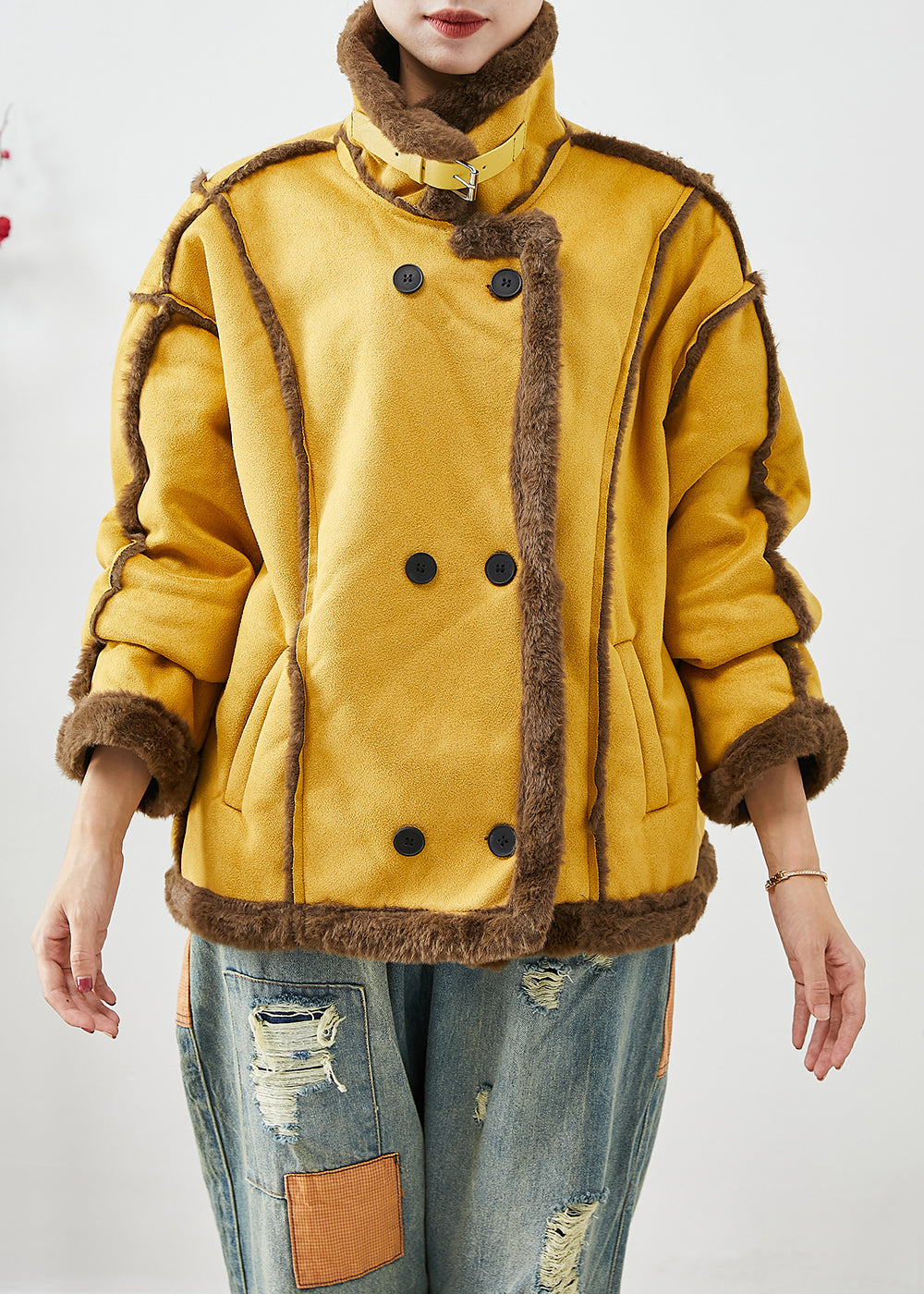 Sophisticated Coat with a Clean Classic Look