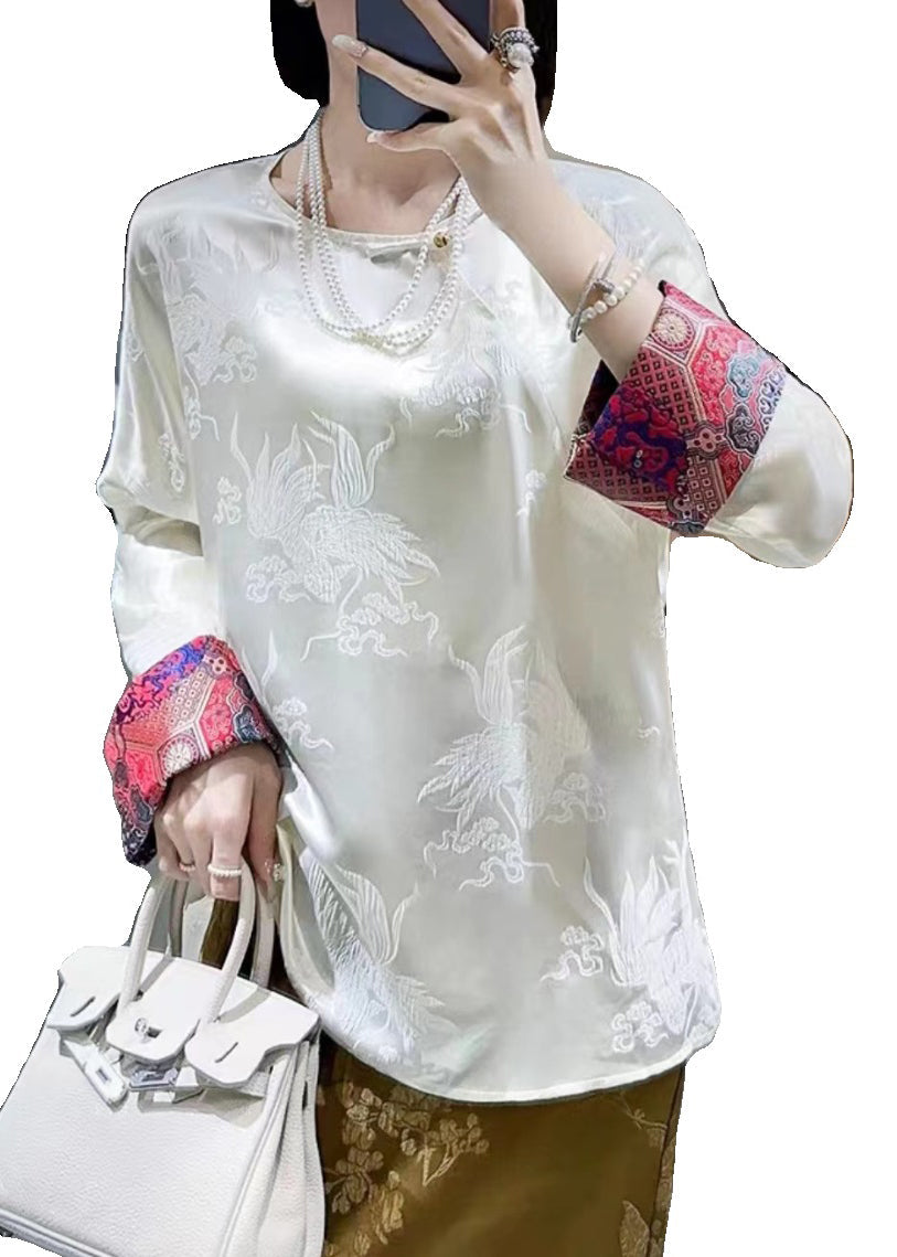 Beautifully Finished Blouse in a Timeless Design