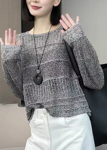 Effortlessly Elegant Sweater with a Timeless Design