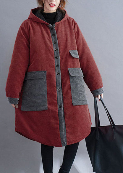 Well Tailored Coat with a Graceful Silhouette
