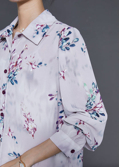 Effortlessly Elegant Top with a Timeless Design