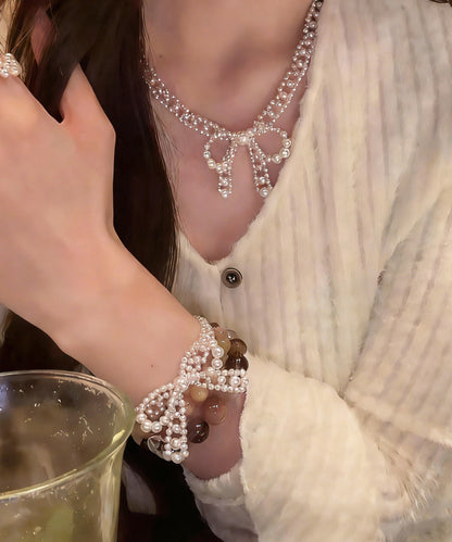 Classic Pearl Set with Timeless Appeal