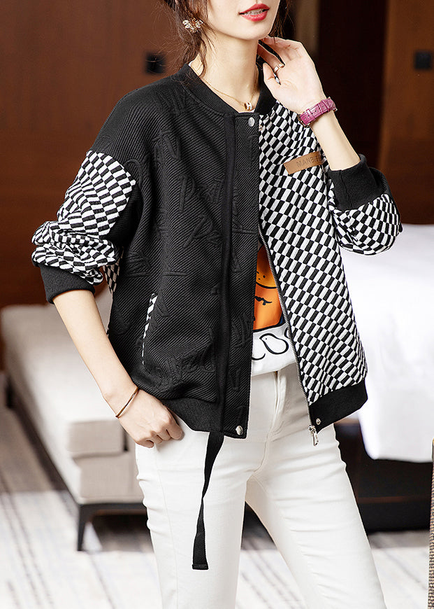 Beautifully Finished Coat in a Timeless Design