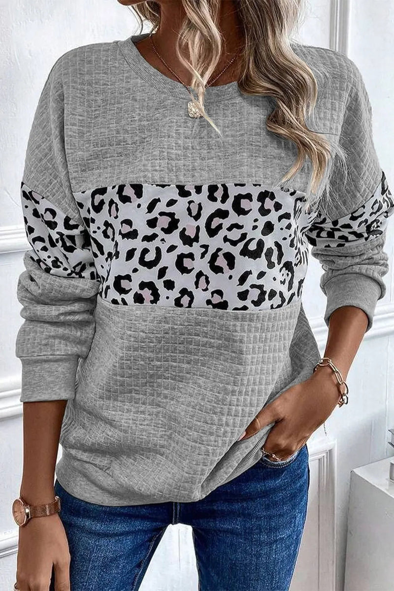 Well Tailored Shirt with a Graceful Silhouette