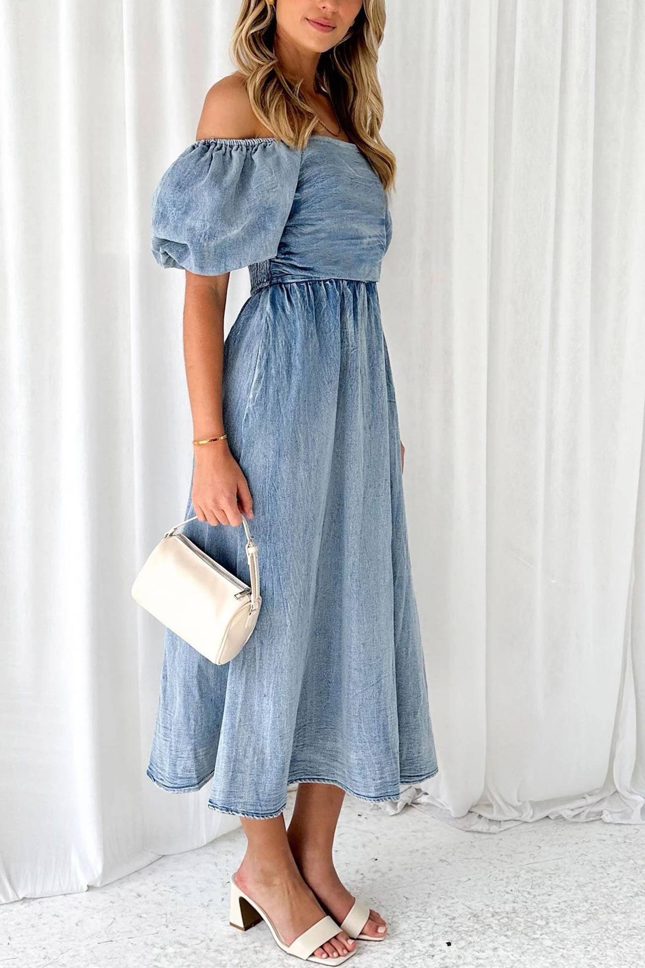 Classic Vintage & Enduringly Stylish Dress