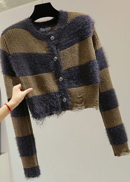 Elegantly Styled Sweater for Everyday Wear