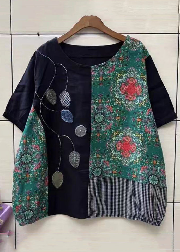 Classic Vintage Shirt with a Flattering Fit
