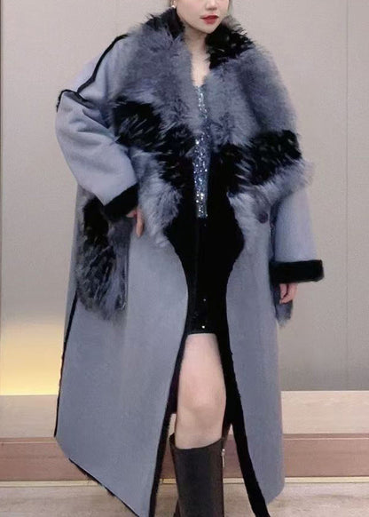 Elegantly Styled Coat for Everyday Wear