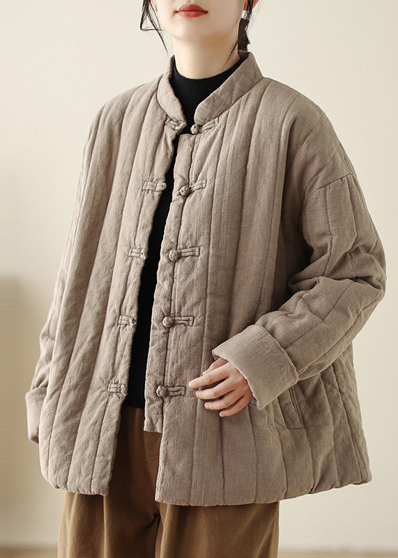 Well Tailored Coat with a Graceful Silhouette