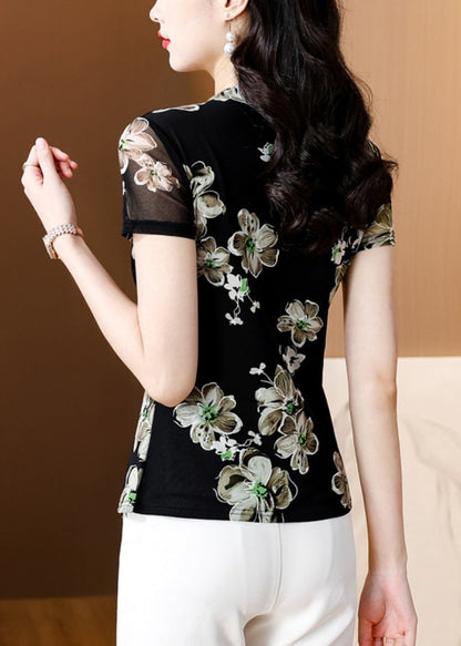 A Vintage Style Shirt with Delicate Timeless Details