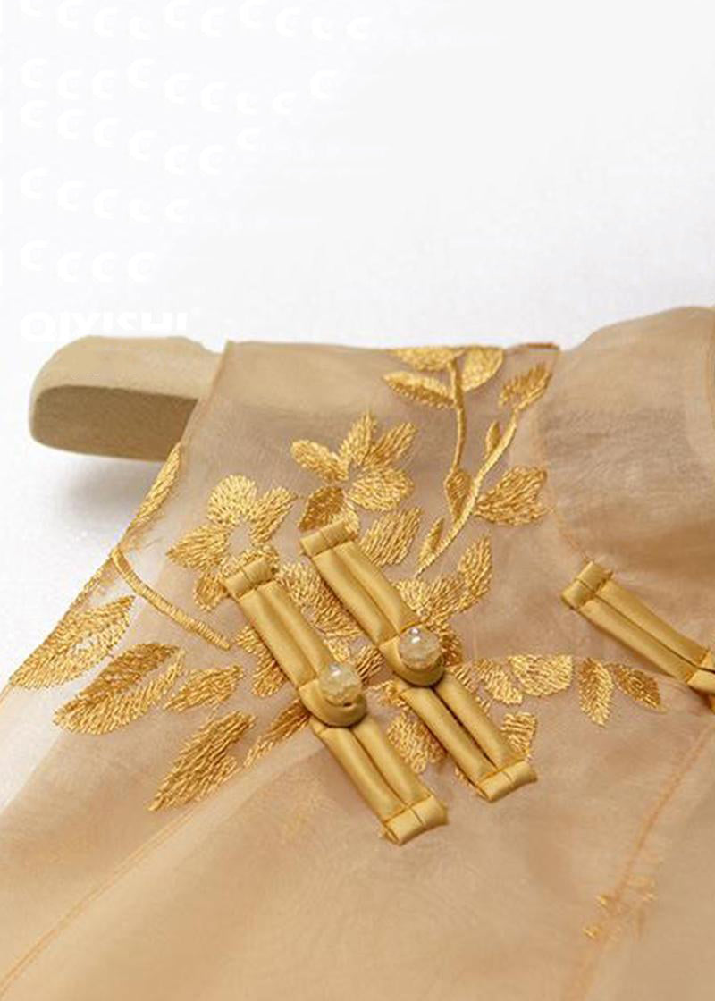 Beautifully Crafted Coat in a Classic Style