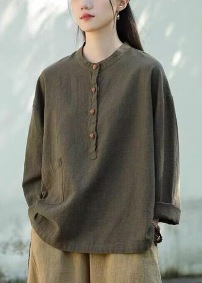 Beautifully Crafted Blouse in a Classic Style