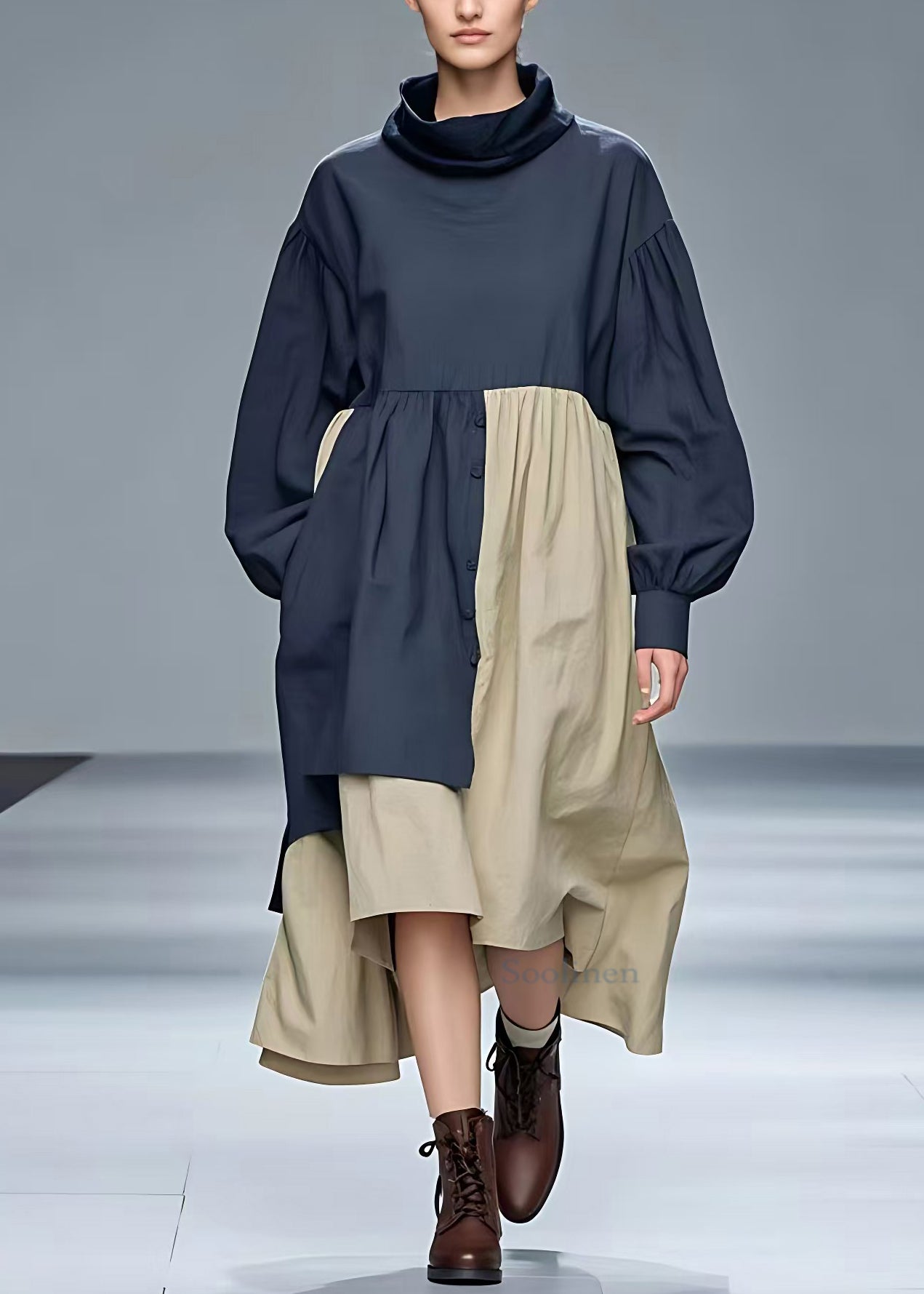 Classic Vintage Dress with a Flattering Fit