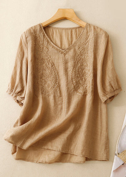 Well Tailored Shirt with a Graceful Silhouette