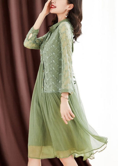 Sophisticated Dress with a Clean Classic Look
