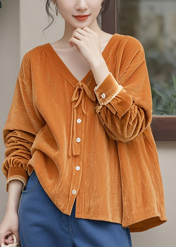Classic Vintage Shirt with a Flattering Fit