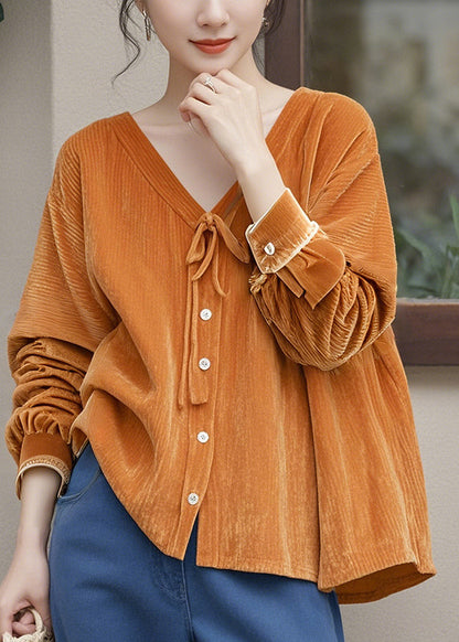 Classic Vintage Shirt with a Flattering Fit