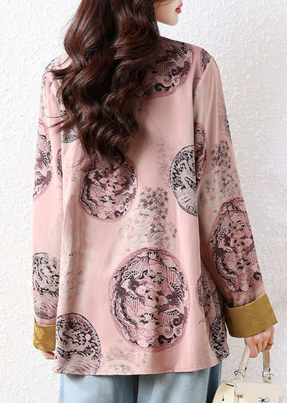 Beautifully Crafted Blouse in a Classic Style